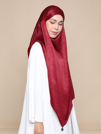 EVERYDAY KHIMAR SATIN CREPE - DEEP RED