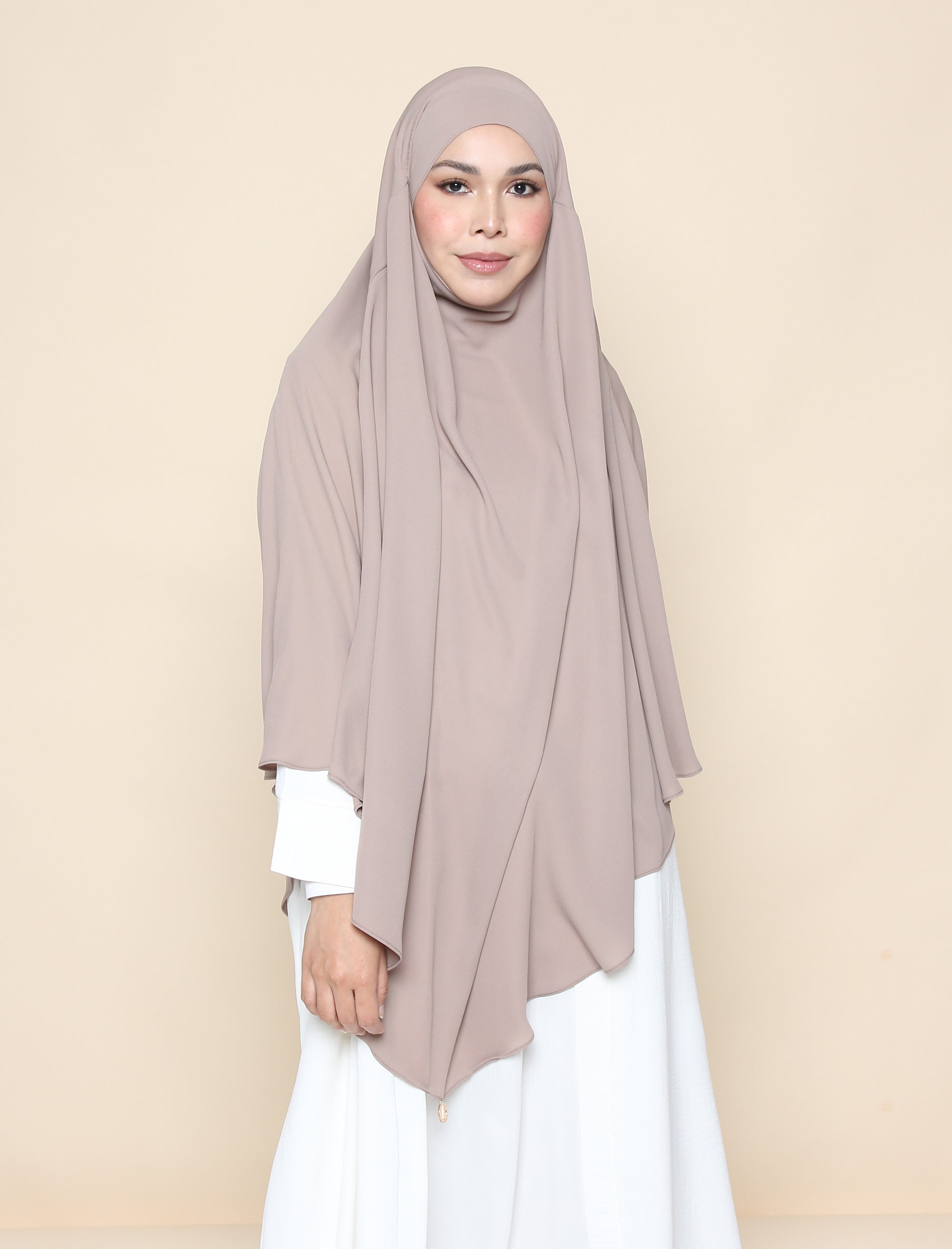 Curved Khimar - Camel