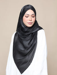 Shimmer Satin Lux Turban Shawl - Black